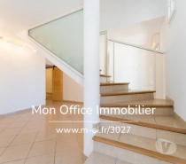 Appartements à vendre Bouches-du-Rhône Martigues - 13500 - Photos Vivastreet (3037-ASA.) Référence : 3037-ASA. - Appartement duplex type 4...